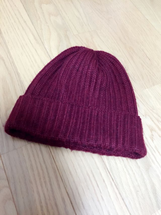 ワインレッド ニット帽 ユニクロ フリマアプリ サイトshoppies ショッピーズ