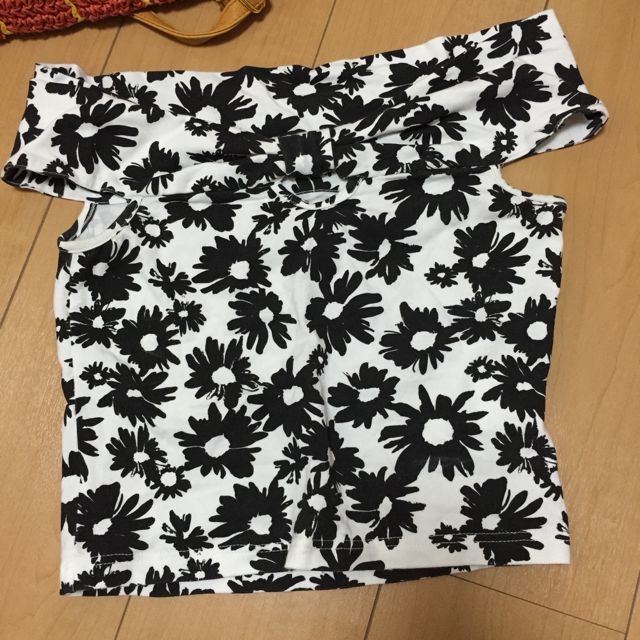オフショル
