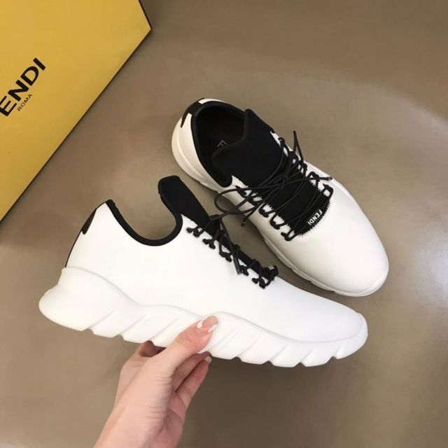 
爆売りFendiスニーカー ファッションBSK