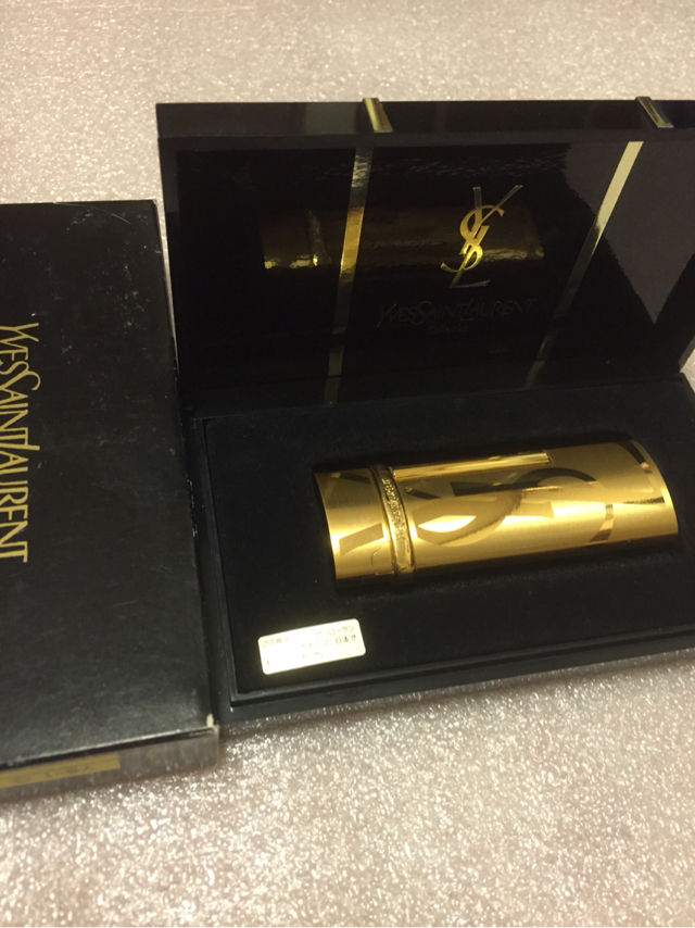 19897697 新品 YSLガスライター(イヴ・サンローラン ) - フリマアプリ