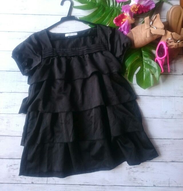 美品！anysisトロミ&times;段フリル半袖カットソー