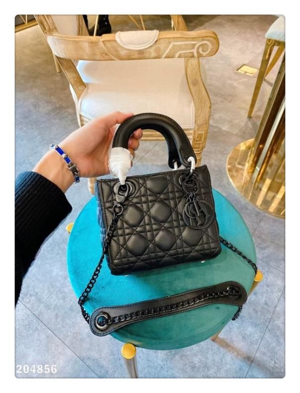 人気爆品クリスチャンディオール新品 国.内発。送 ハンドバッ(Christian Dior(クリスチャンディオール) ) - フリマアプリ&サイトShoppies[ショッピーズ]