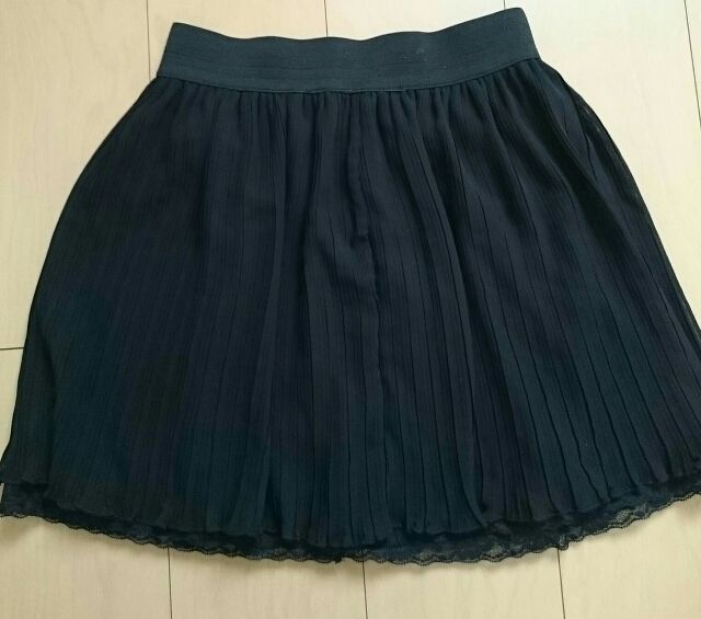 P&D レースプリーツスカート ブラック