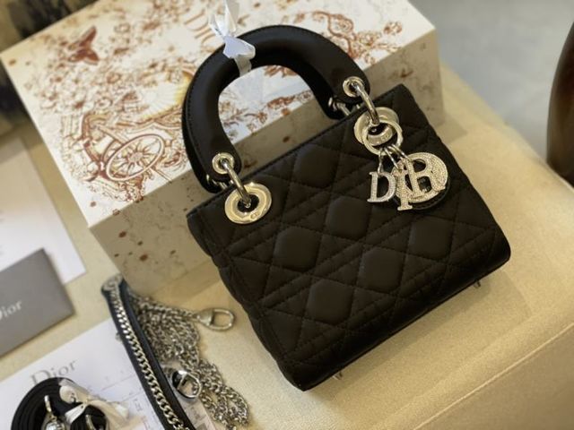 綺麗クリスチャンディオール美品 9O6