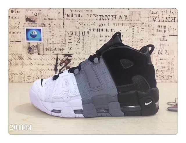 
国.内発。送Nike新作 スニーカー