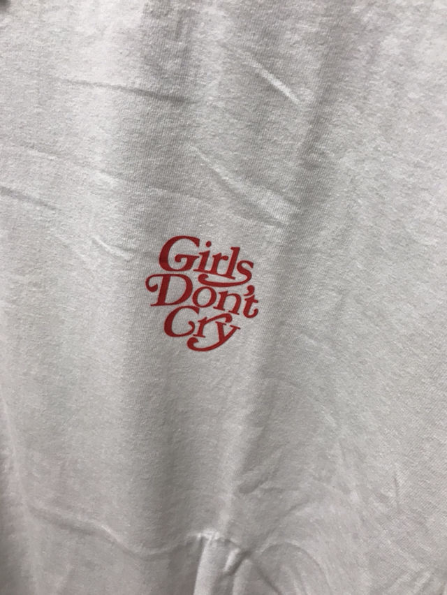 girls don't cry Tシャツ