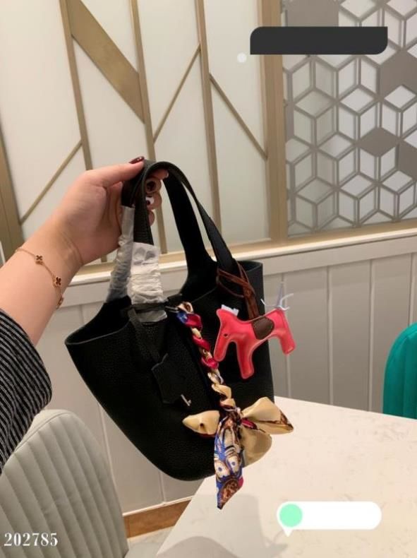 新品Hermes綺麗なトートバッグ　早い者勝ち