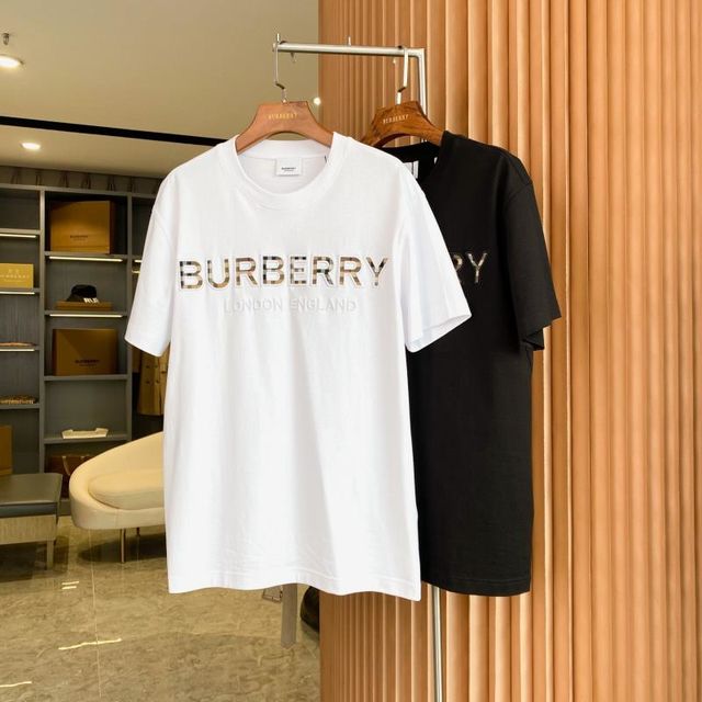 
即購入OKBurberry男女兼用CXS