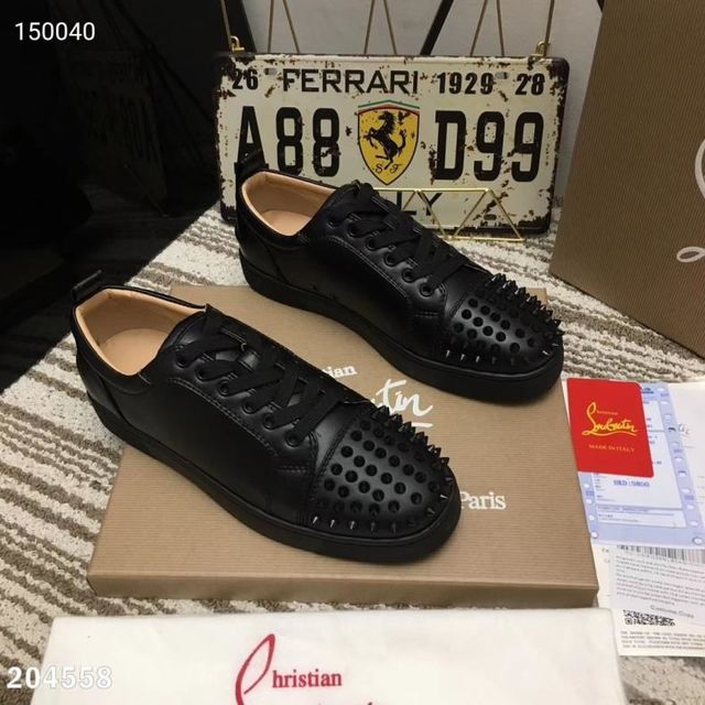 お洒落クリスチャンルブタン爆売り スニーカー 