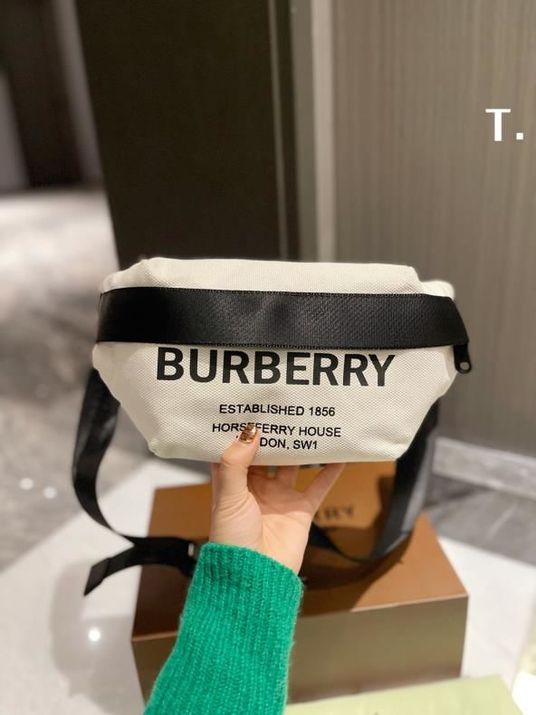 美品!Burberryバッグ 大人気8SI