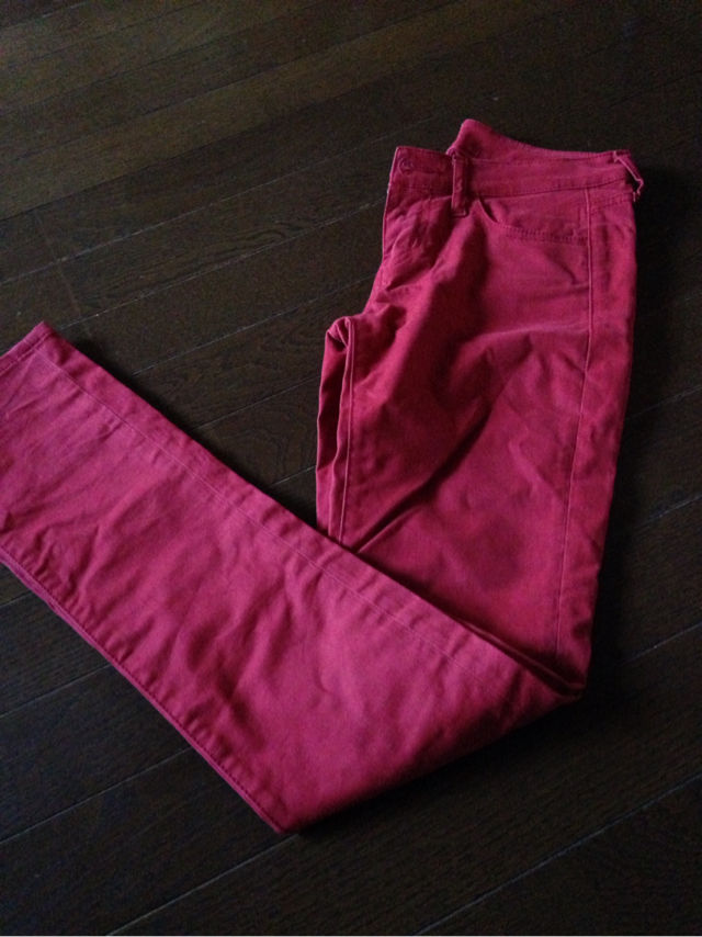 Uniqlo 赤スキニー ユニクロ フリマアプリ サイトshoppies ショッピーズ