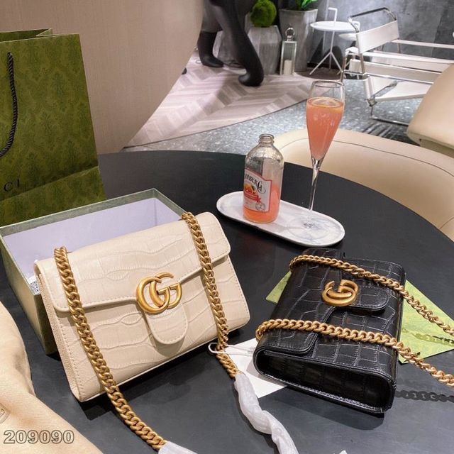 ファッションGucci大人気 新品UT46
