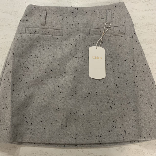 新品Chicoネップウール台形ミニスカート