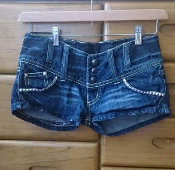 ギルフィー ショートパンツ