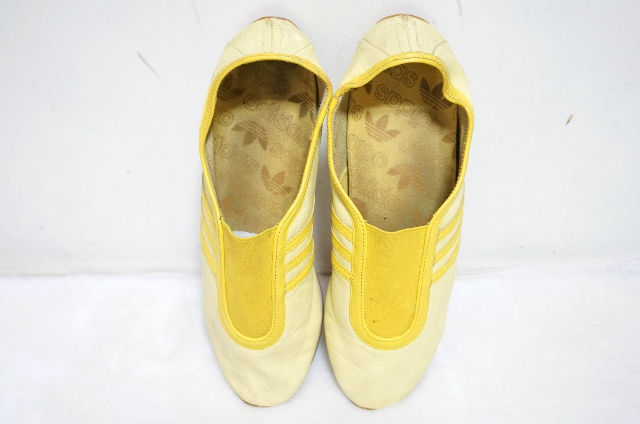 アディダスレモン色バレエシューズ23cm アディダス フリマアプリ サイトshoppies ショッピーズ