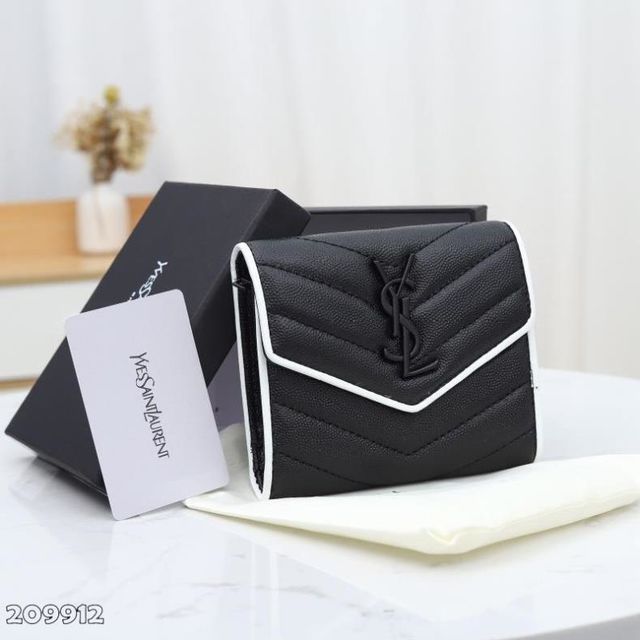 
YvesSaintLaurent綺麗美品人気定番FY96