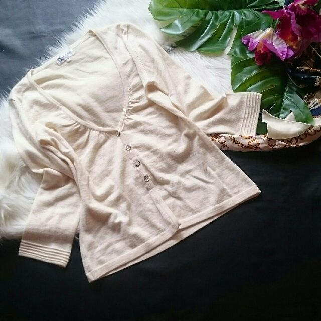 新品！ミッシェルクラン無地&times;ギャザー春ニットカーディガン