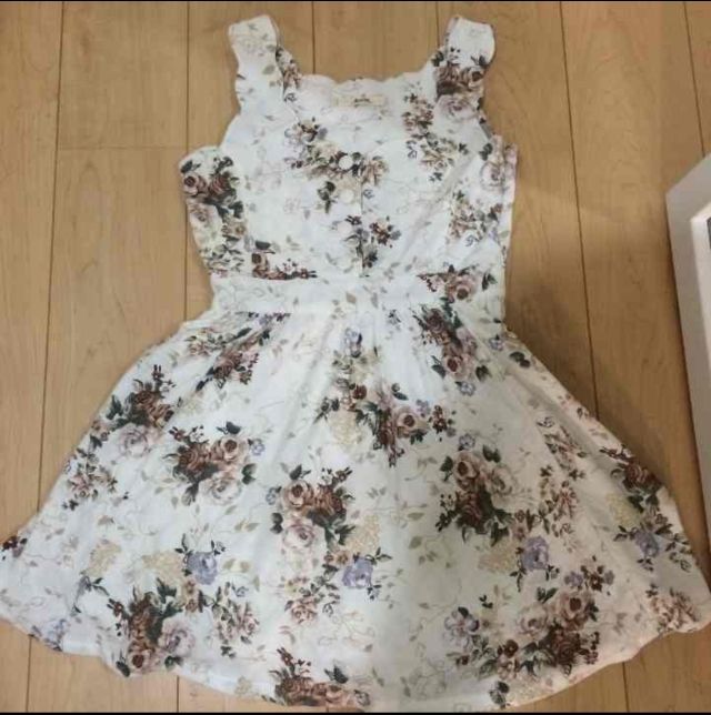 ダズリン花柄ワンピ（∇）