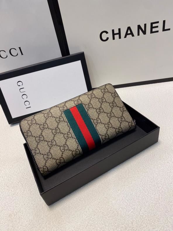 超人気美品Gucci 財。布新品 お早めに！B00