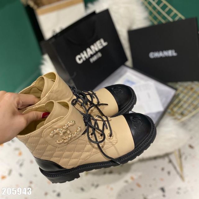 レディースChanelブーツ 靴シューズ送料無料