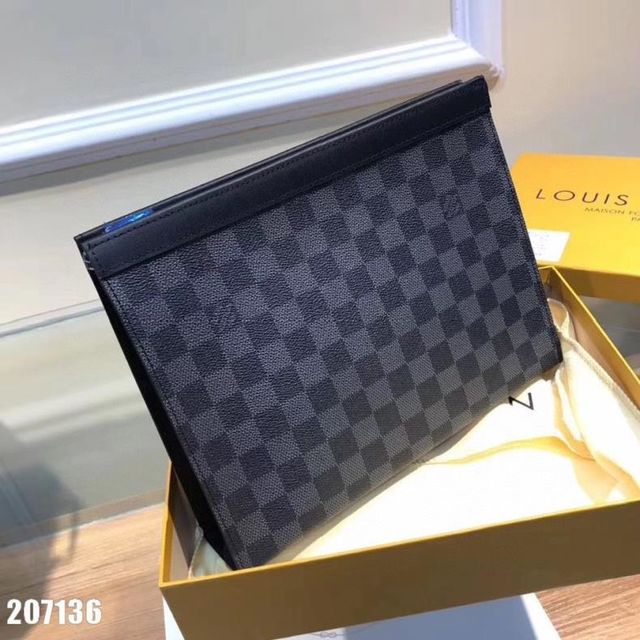 新作限定お早めLouisVuittonクラッチバッグ大人気