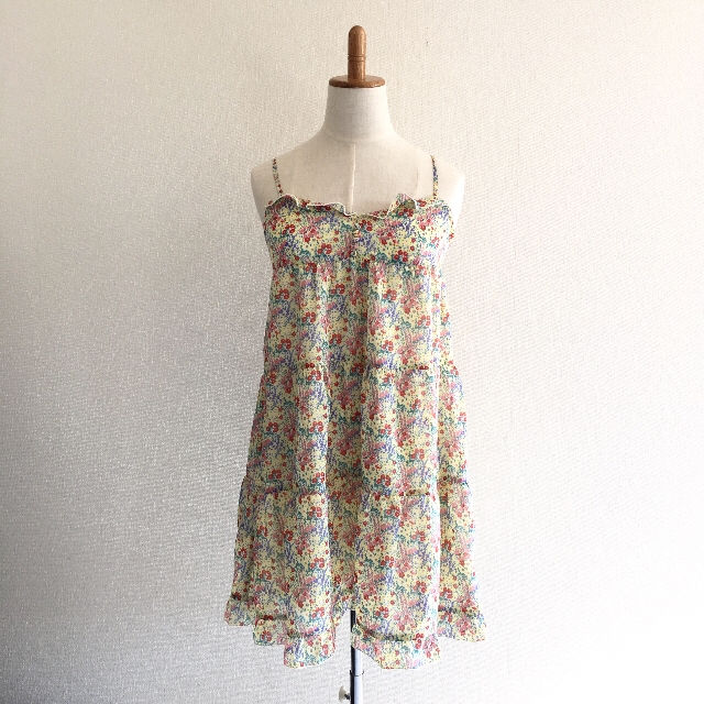 美品 バナーバレット 小花柄キャミソールワンピース M バナーバレット フリマアプリ サイトshoppies ショッピーズ