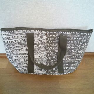 マジョレナ　トートバッグ