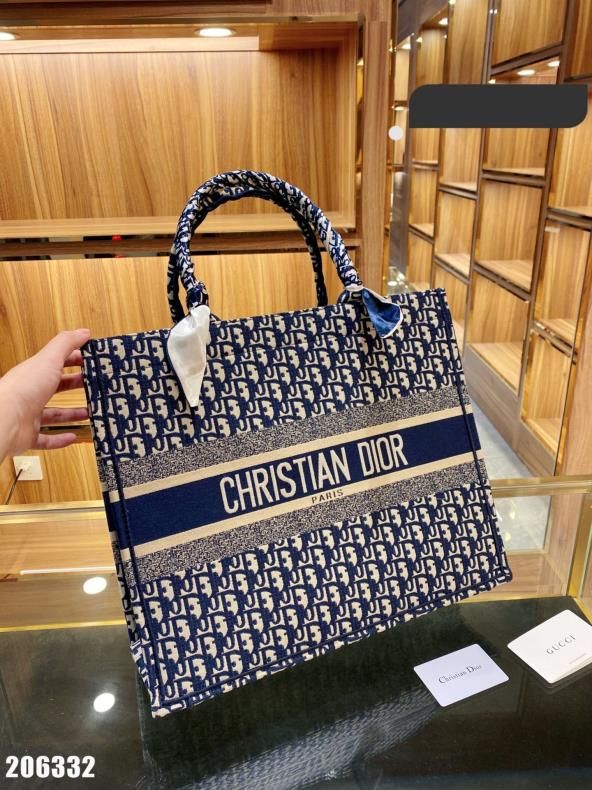 
新品大人気クリスチャンディオールバッグ 送料無料