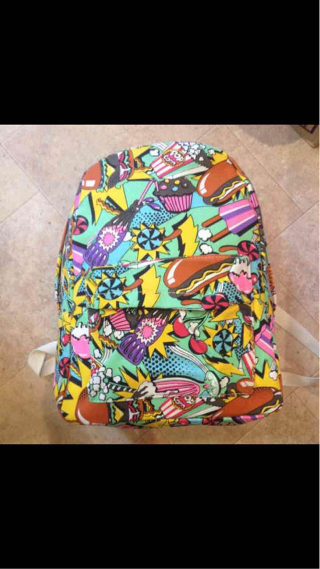 セール原宿系 アメリカンポップ柄 リュック フリマアプリ サイトshoppies ショッピーズ